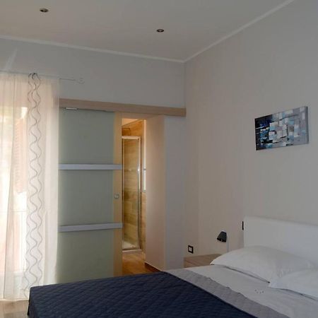 Le Scalette Bed and Breakfast La Maddalena  Exterior foto